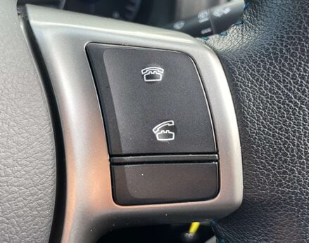 Toyota Yaris 1.5 Yaris T4 Hybrid CVT 5dr 36