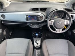 Toyota Yaris 1.5 Yaris T4 Hybrid CVT 5dr 2