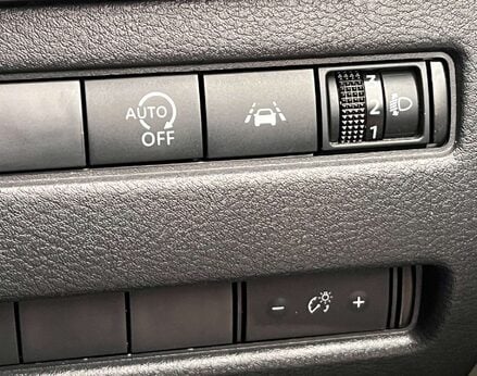 Nissan Qashqai 1.3 Qashqai Acenta Premium DiG-T MHEV CVT 5dr 69