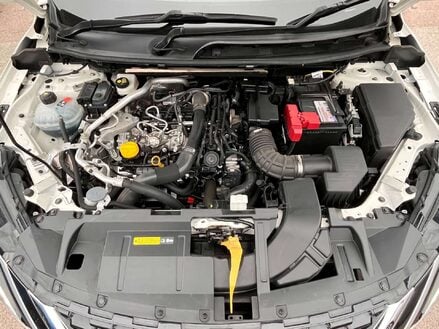 Nissan Qashqai 1.3 Qashqai Acenta Premium DiG-T MHEV CVT 5dr