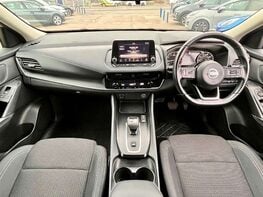 Nissan Qashqai 1.3 Qashqai Acenta Premium DiG-T MHEV CVT 5dr 2