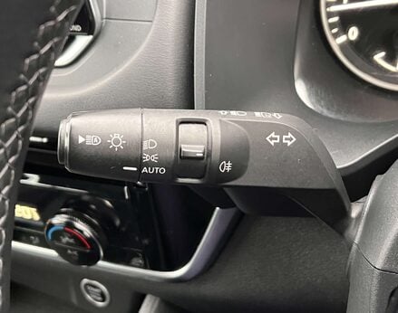 Nissan Qashqai 1.3 Qashqai Acenta Premium DiG-T MHEV CVT 5dr 67