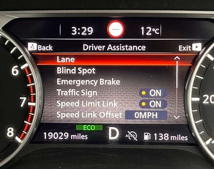 Nissan Qashqai 1.3 Qashqai Acenta Premium DiG-T MHEV CVT 5dr 32