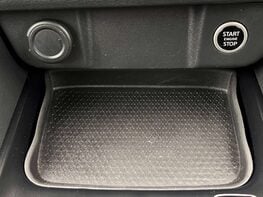 Nissan Qashqai 1.3 Qashqai Acenta Premium DiG-T MHEV CVT 5dr 57