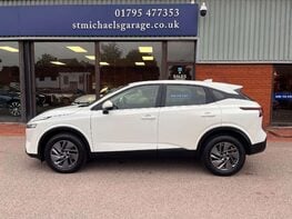 Nissan Qashqai 1.3 Qashqai Acenta Premium DiG-T MHEV CVT 5dr 11