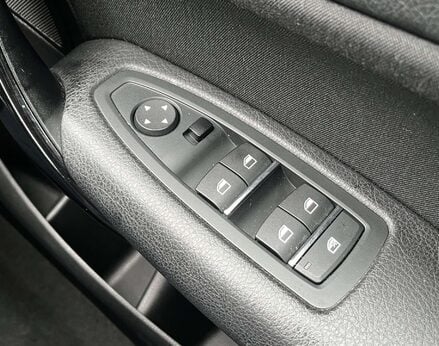 BMW 1 Series 2.0 118D Sport Auto 5dr 52