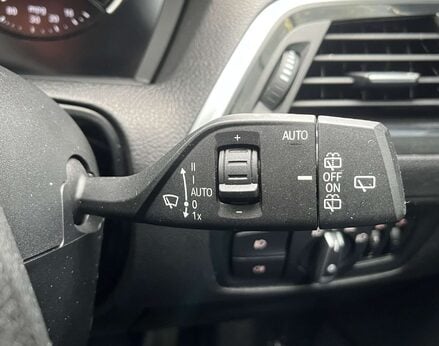 BMW 1 Series 2.0 118D Sport Auto 5dr 50