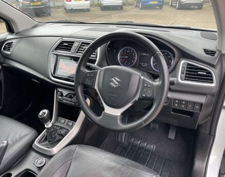 Suzuki SX4 S-Cross 1.4 SX4 S-Cross SZ5 Boosterjet Allgrip 4WD 5dr 17