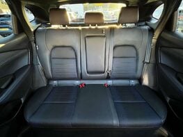 Nissan Qashqai 1.3 Qashqai Tekna DiG-T MHEV CVT 5dr 63