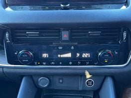 Nissan Qashqai 1.3 Qashqai Tekna DiG-T MHEV CVT 5dr 43