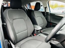 Ford Focus 1.5 Focus Titanium 5dr 59