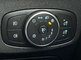 Ford Focus 1.5 Focus Titanium 5dr 56