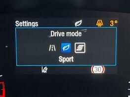 Ford Focus 1.5 Focus Titanium 5dr 32