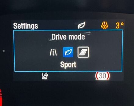 Ford Focus 1.5 Focus Titanium 5dr 32