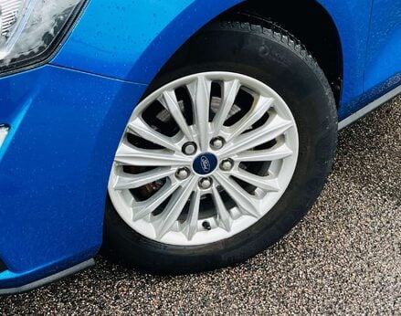 Ford Focus 1.5 Focus Titanium 5dr 3