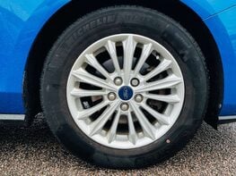 Ford Focus 1.5 Focus Titanium 5dr 16
