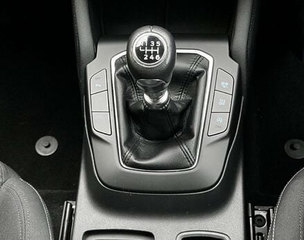 Ford Focus 1.5 Focus Titanium 5dr 52