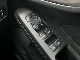 Ford Focus 1.5 Focus Titanium 5dr 58