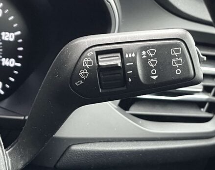 Ford Focus 1.5 Focus Titanium 5dr 55