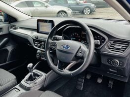 Ford Focus 1.5 Focus Titanium 5dr 18