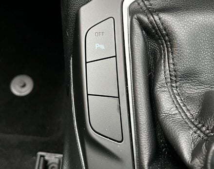 Ford Focus 1.5 Focus Titanium 5dr 48