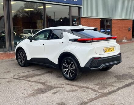 Toyota C-HR 1.8 C-HR Design HEV CVT 5dr 9