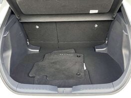 Toyota C-HR 1.8 C-HR Design HEV CVT 5dr 62