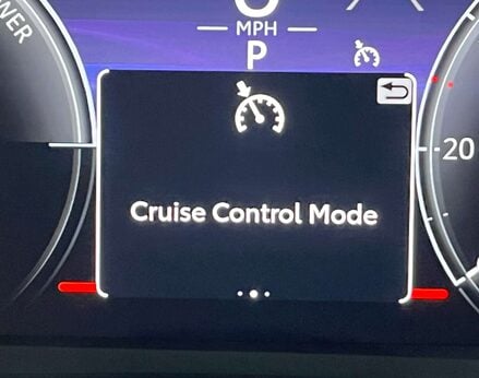 Toyota C-HR 1.8 C-HR Design HEV CVT 5dr 30