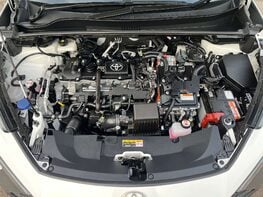 Toyota C-HR 1.8 C-HR Design HEV CVT 5dr 7