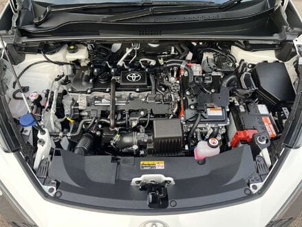 Toyota C-HR 1.8 C-HR Design HEV CVT 5dr
