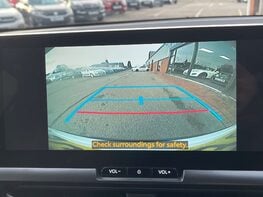 Toyota C-HR 1.8 C-HR Design HEV CVT 5dr 34