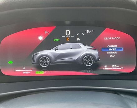 Toyota C-HR 1.8 C-HR Design HEV CVT 5dr 23