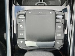 Mercedes-Benz B Class 2.0 B 200 AMG Line Edition Premium D Auto 5dr 53