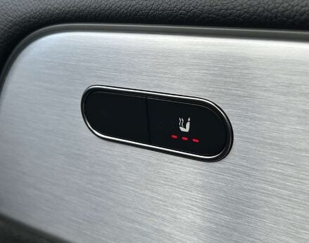 Mercedes-Benz B Class 2.0 B 200 AMG Line Edition Premium D Auto 5dr 63