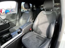 Mercedes-Benz B Class 2.0 B 200 AMG Line Edition Premium D Auto 5dr 65