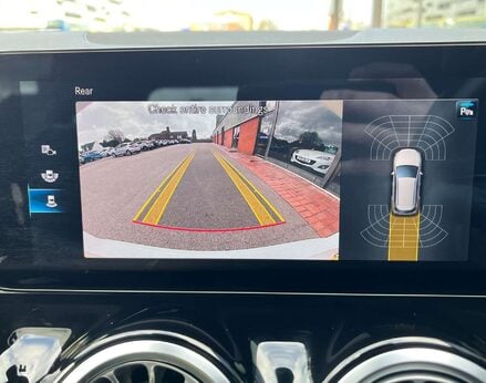 Mercedes-Benz B Class 2.0 B 200 AMG Line Edition Premium D Auto 5dr 33