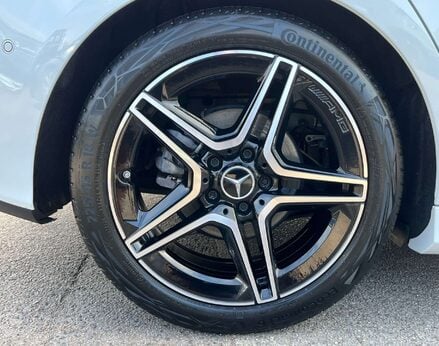 Mercedes-Benz B Class 2.0 B 200 AMG Line Edition Premium D Auto 5dr 15