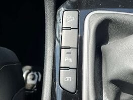 Kia Sportage 1.6 Sportage Launch Edition ISG 5dr 52