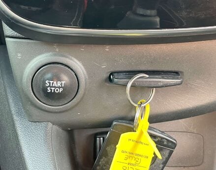 Renault Clio 1.1 Clio Play 5dr 32