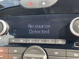 Renault Clio 1.1 Clio Play 5dr 26