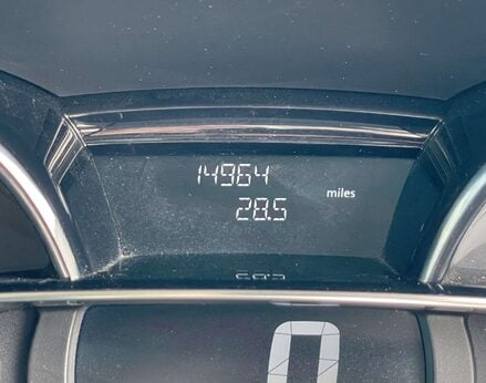 Renault Clio 1.1 Clio Play 5dr 21