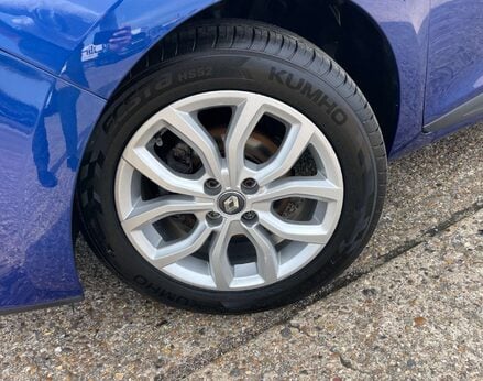 Renault Clio 1.1 Clio Play 5dr 3