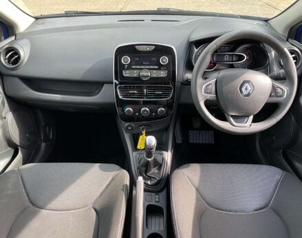 Renault Clio 1.1 Clio Play 5dr 2