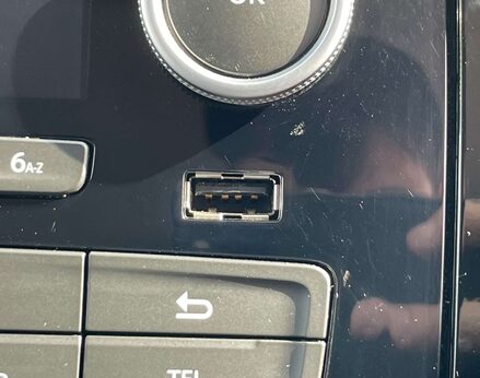 Renault Clio 1.1 Clio Play 5dr 29