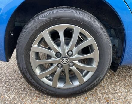 Toyota Yaris 1.3 Yaris Icon VVT-I 5dr 13