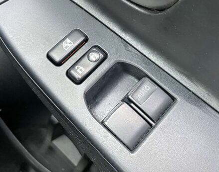 Toyota Yaris 1.3 Yaris Icon VVT-I 5dr 45