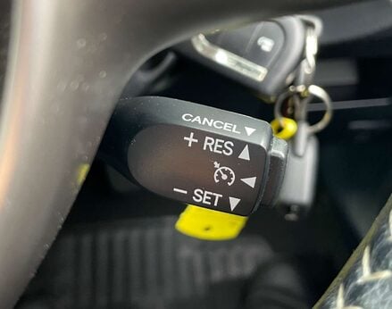 Toyota Yaris 1.3 Yaris Icon VVT-I 5dr 43