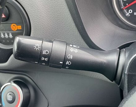 Toyota Yaris 1.3 Yaris Icon VVT-I 5dr 41