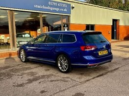 Volkswagen Passat 1.5 Passat R-Line TSi Evo 5dr 7