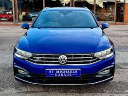 Volkswagen Passat 1.5 Passat R-Line TSi Evo 5dr 5